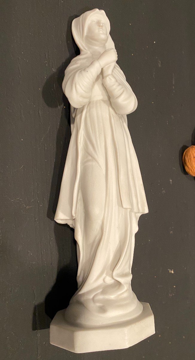 Capodimonte, Statuette Of A Woman-photo-2