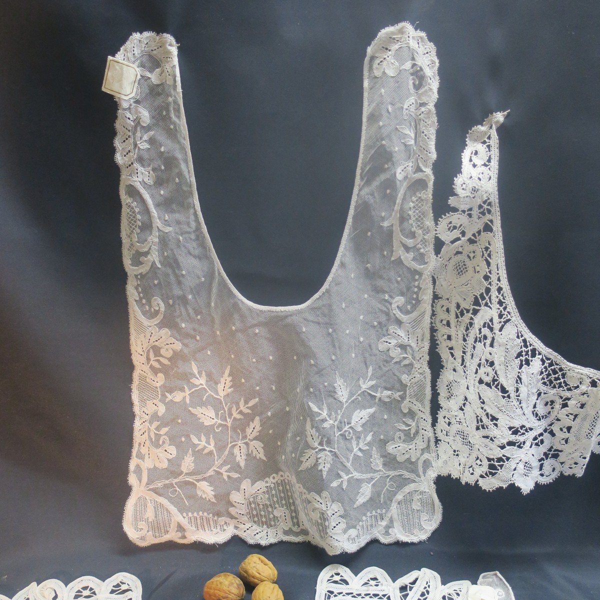 Four Lace Collars-photo-2