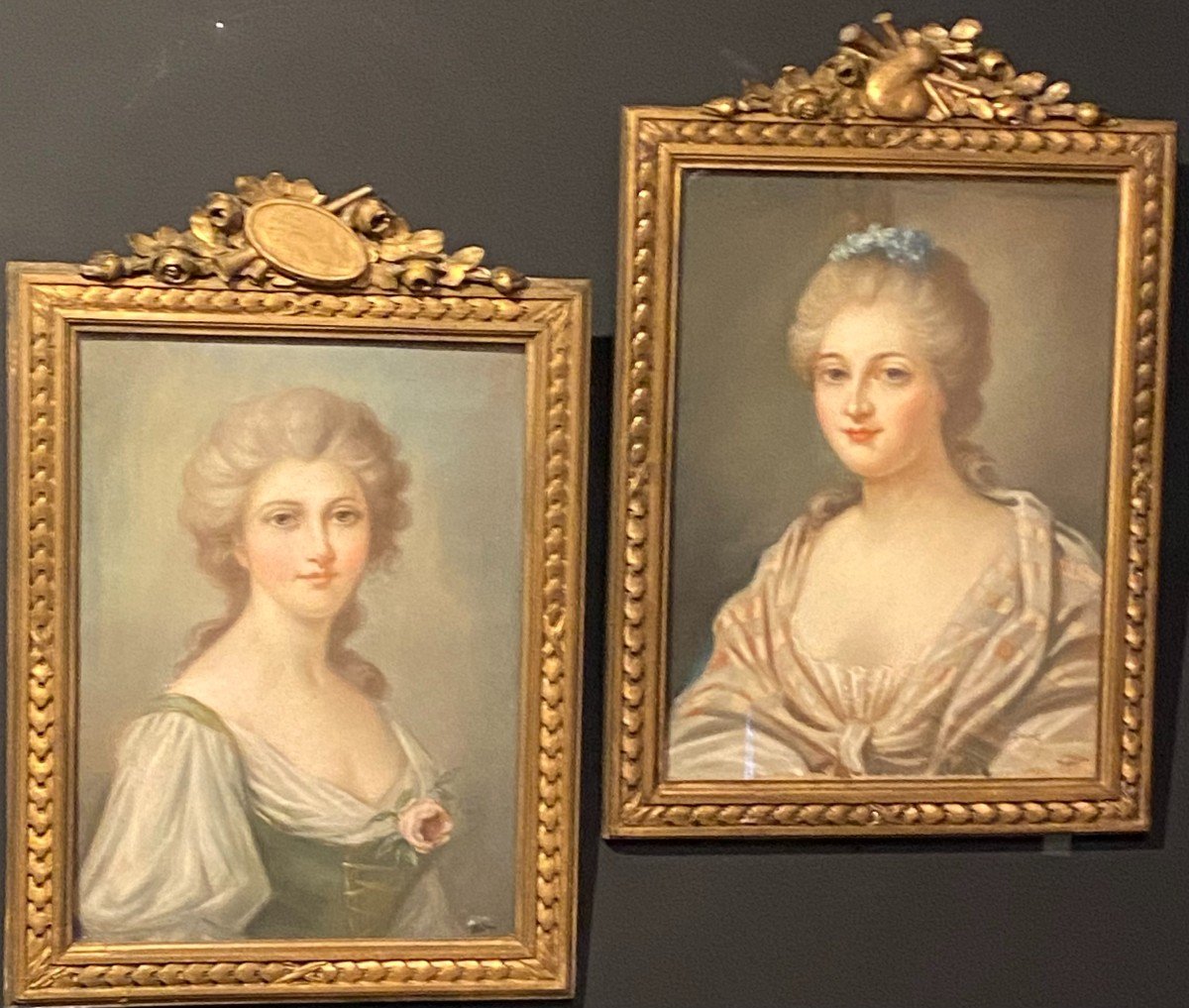 Deux Pastels, Portraits De Femme-photo-3