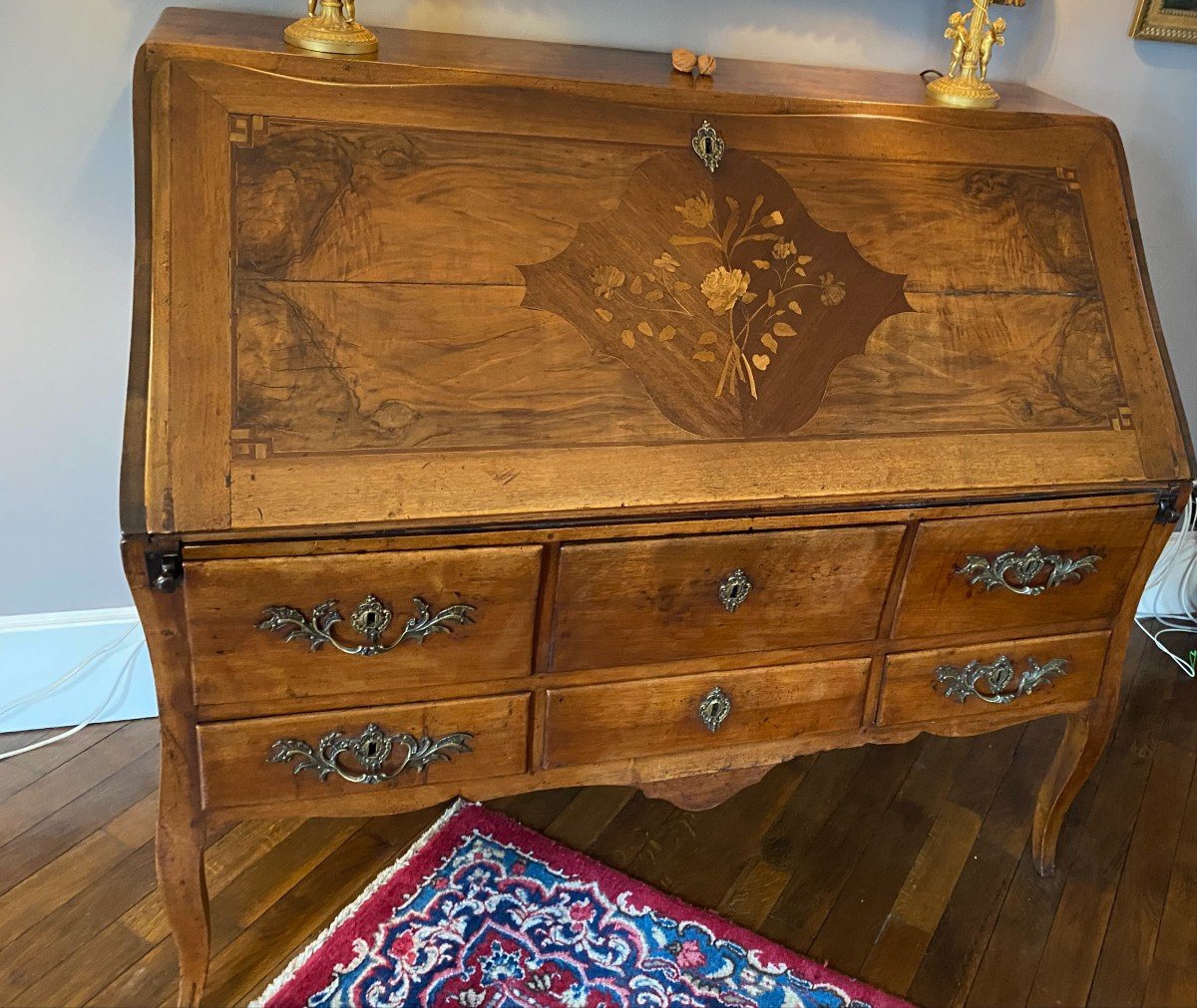 Man Slope Desk-photo-4