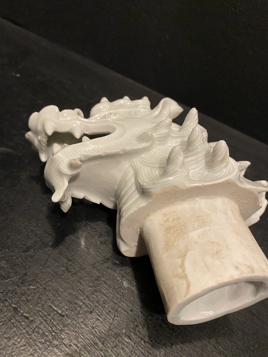White Porcelain Dragon Bottle-photo-2