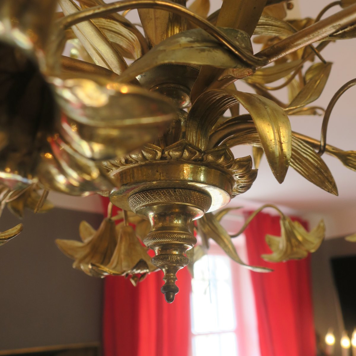 Lustre Aux Fleurs De Lys-photo-1