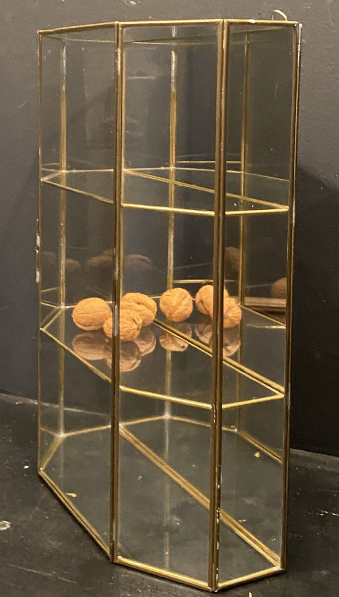 Very Small Display Case To Place Or Hang.-photo-4