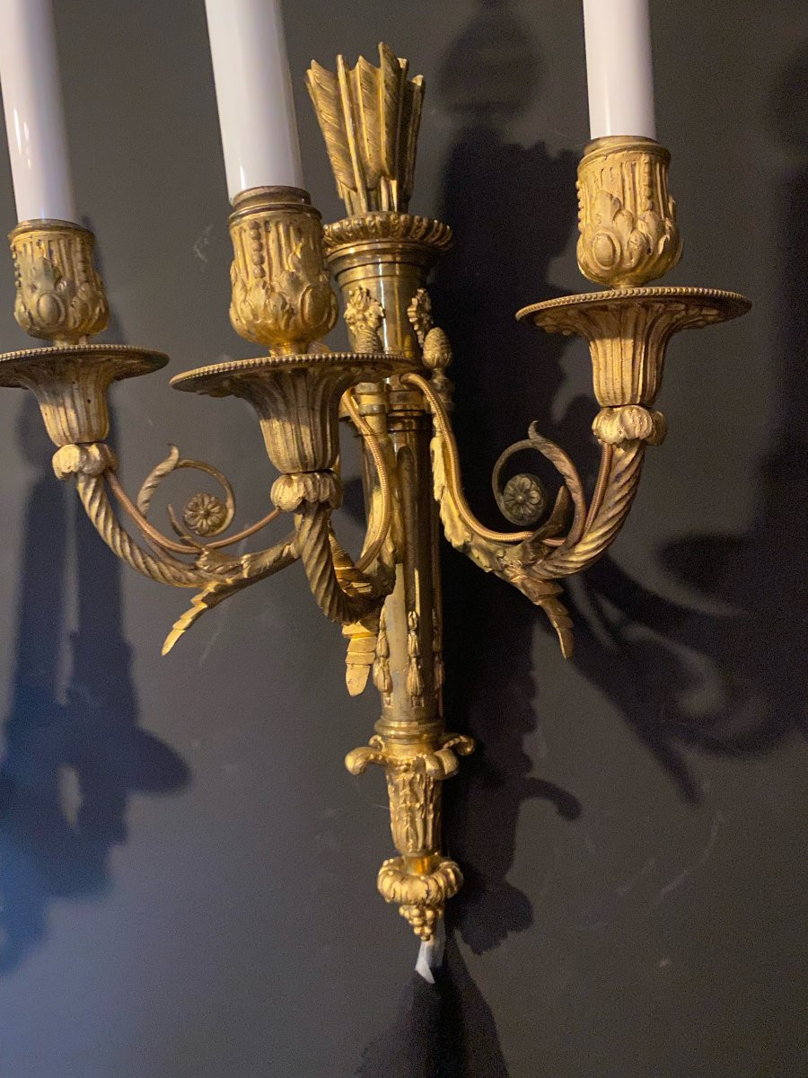 Pair Of Three-light Wall Lights-photo-7