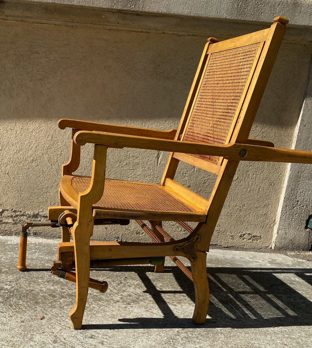 Sick Chair-photo-1