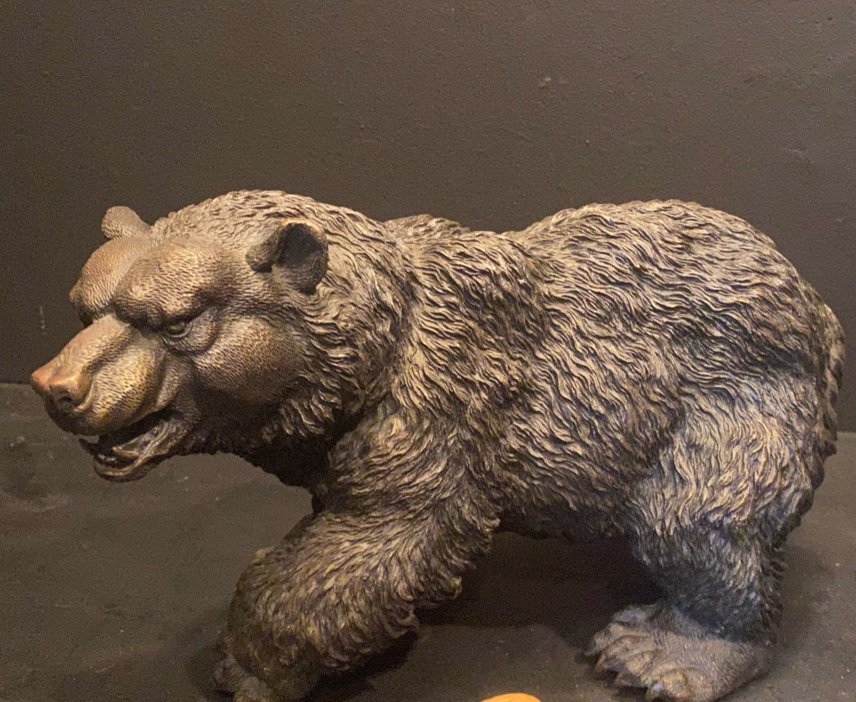 Bronze Bear, Grizzly Bear