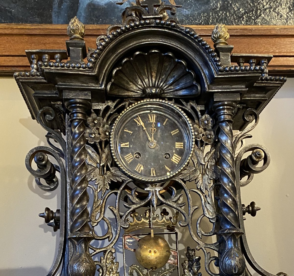 Clock With The Coat Of Arms Of Lorraine In Iron And Cast Iron, Marked Stezle On The Back. -photo-4