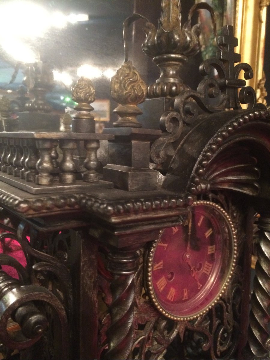 Clock With The Coat Of Arms Of Lorraine In Iron And Cast Iron, Marked Stezle On The Back. -photo-4