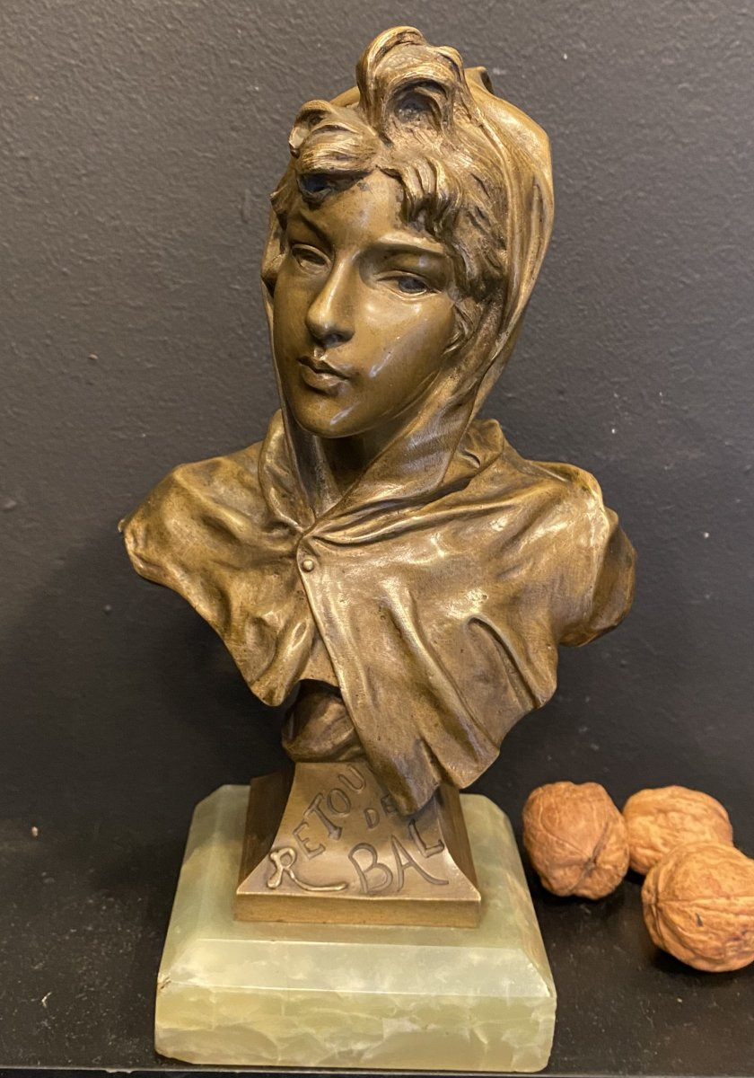 Art Nouveau Bronze Bust-photo-2