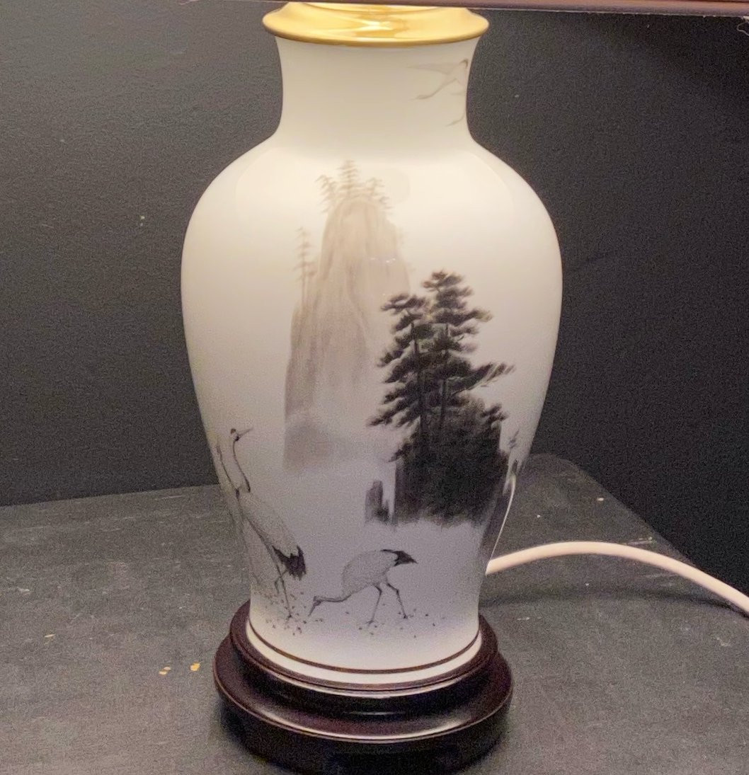 Pair Of Porcelain Lamps-photo-3