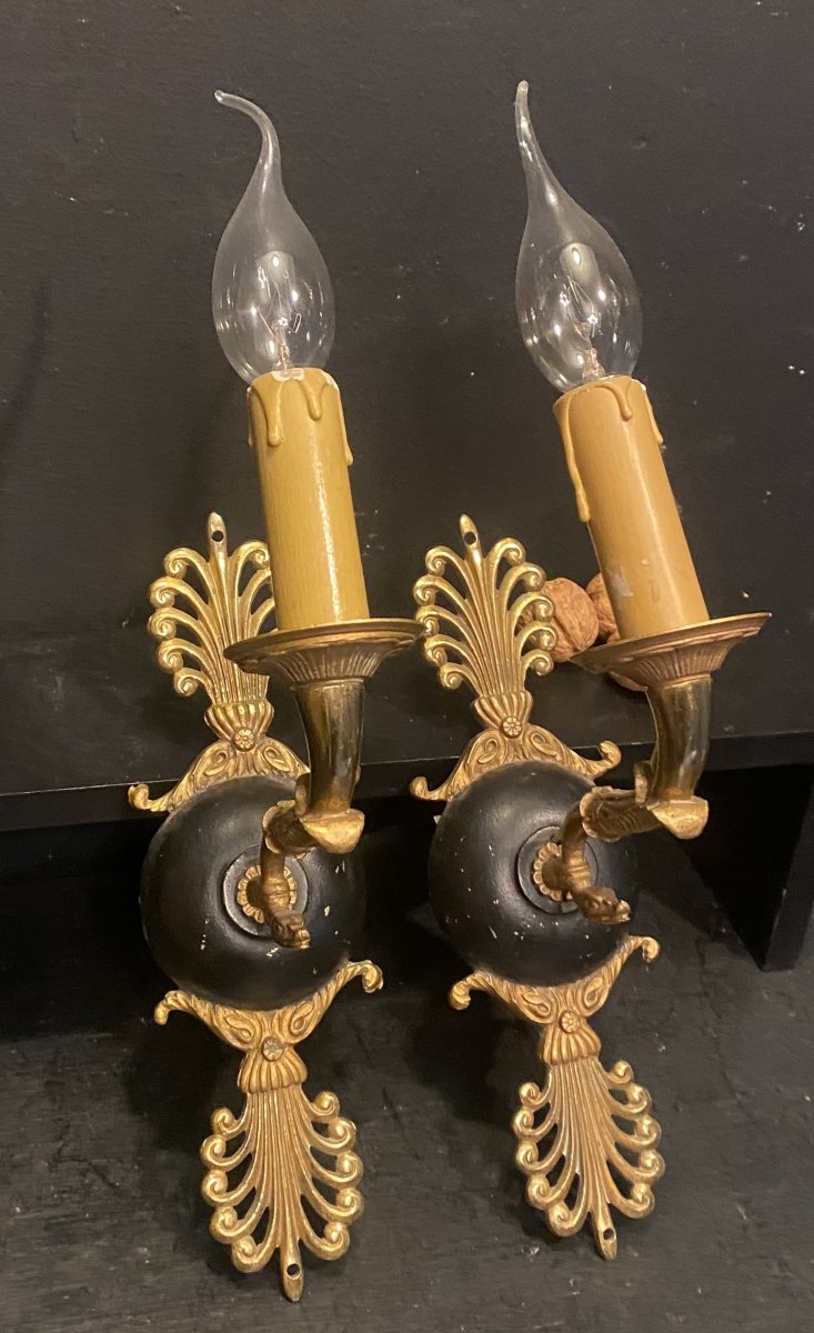 Pair Of Empire-style Wall Sconces With One Light Arm-photo-1