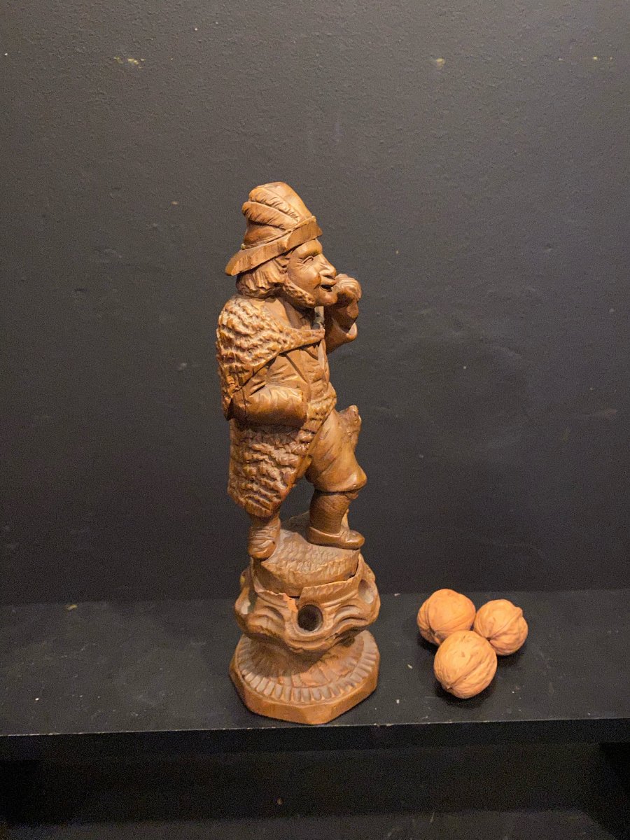 Wooden Figurine-photo-1