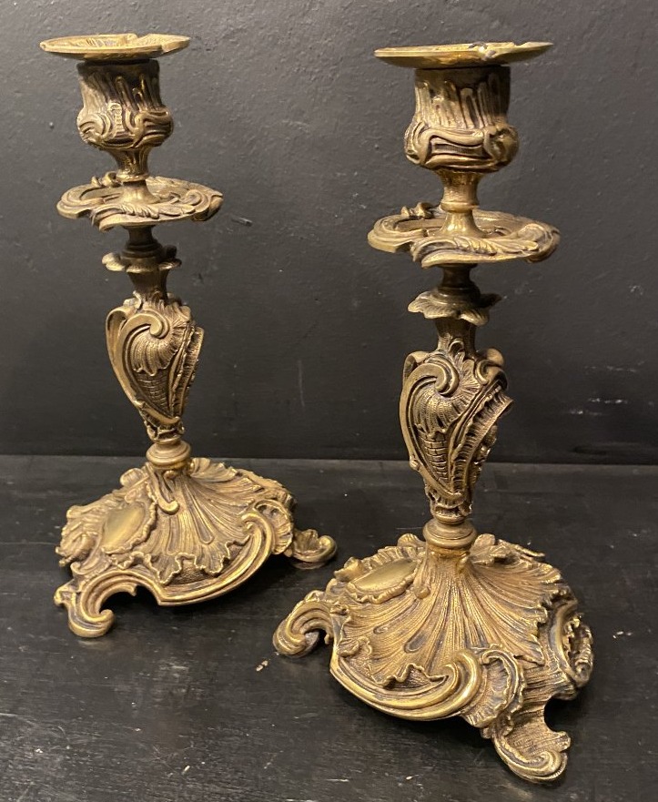 paire de bougeoirs rocailles