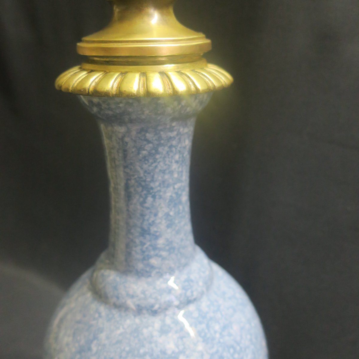 Blue Ceramic Lamp And Bronze Mount.-photo-4