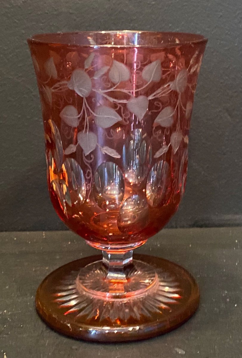 Vase En Cristal Rouge Taillé .-photo-2