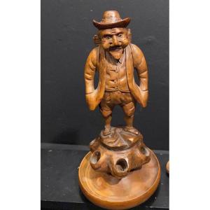 statuette en bois