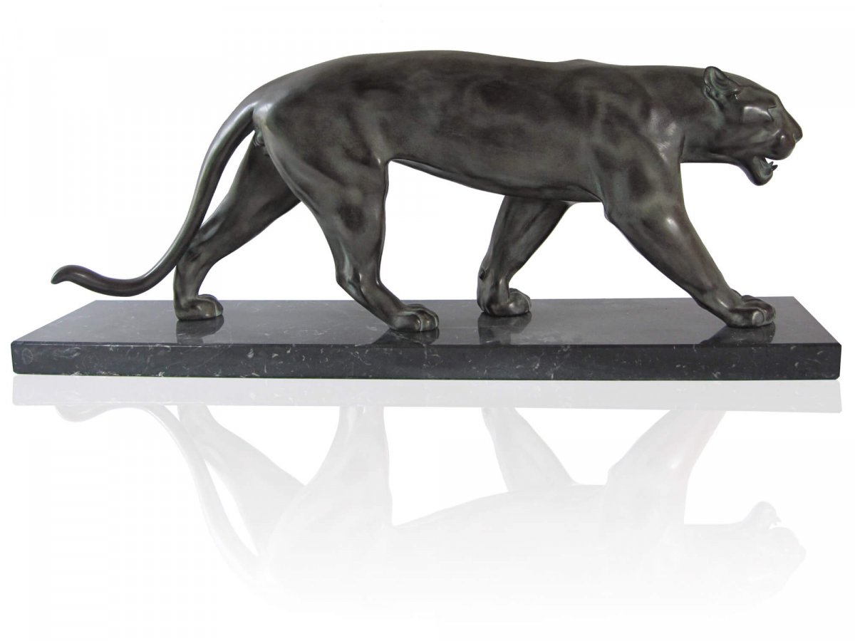 Baghera Panther - Art Deco Sculpture By Max Le Verrier