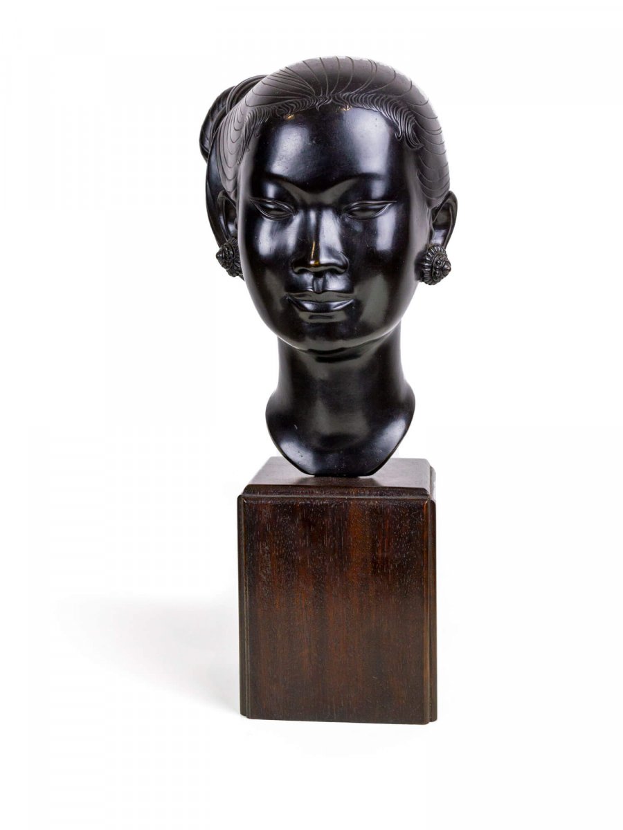 Bronze Head - Young Asian Woman - Indochina Early Twentieth