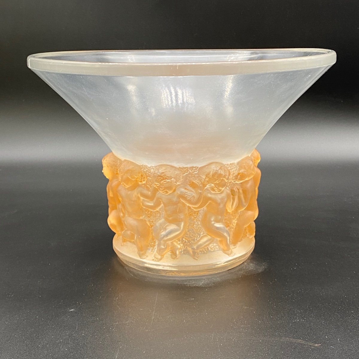 Un Vase Farandole De R.lalique -photo-3