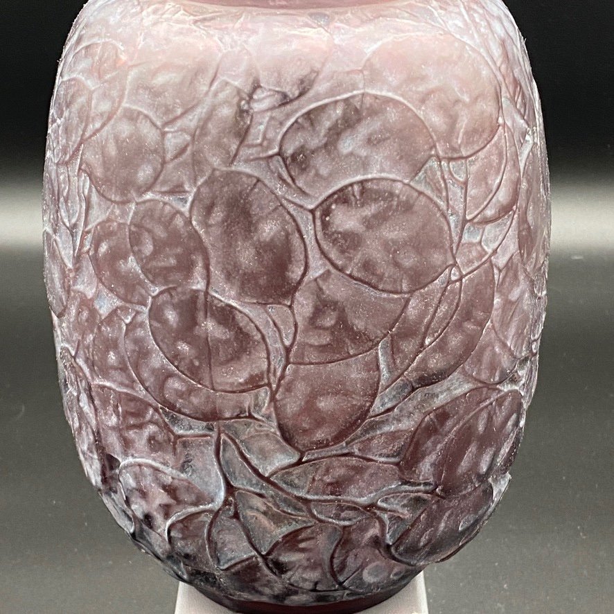 A Monnaie Du Pape Vase By R.lalique-photo-2