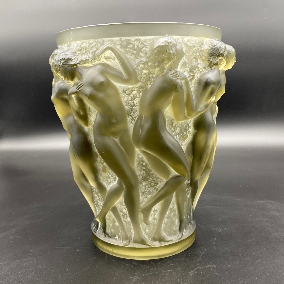 Un Vase Bacchantes En Verre Gris De R.lalique-photo-5