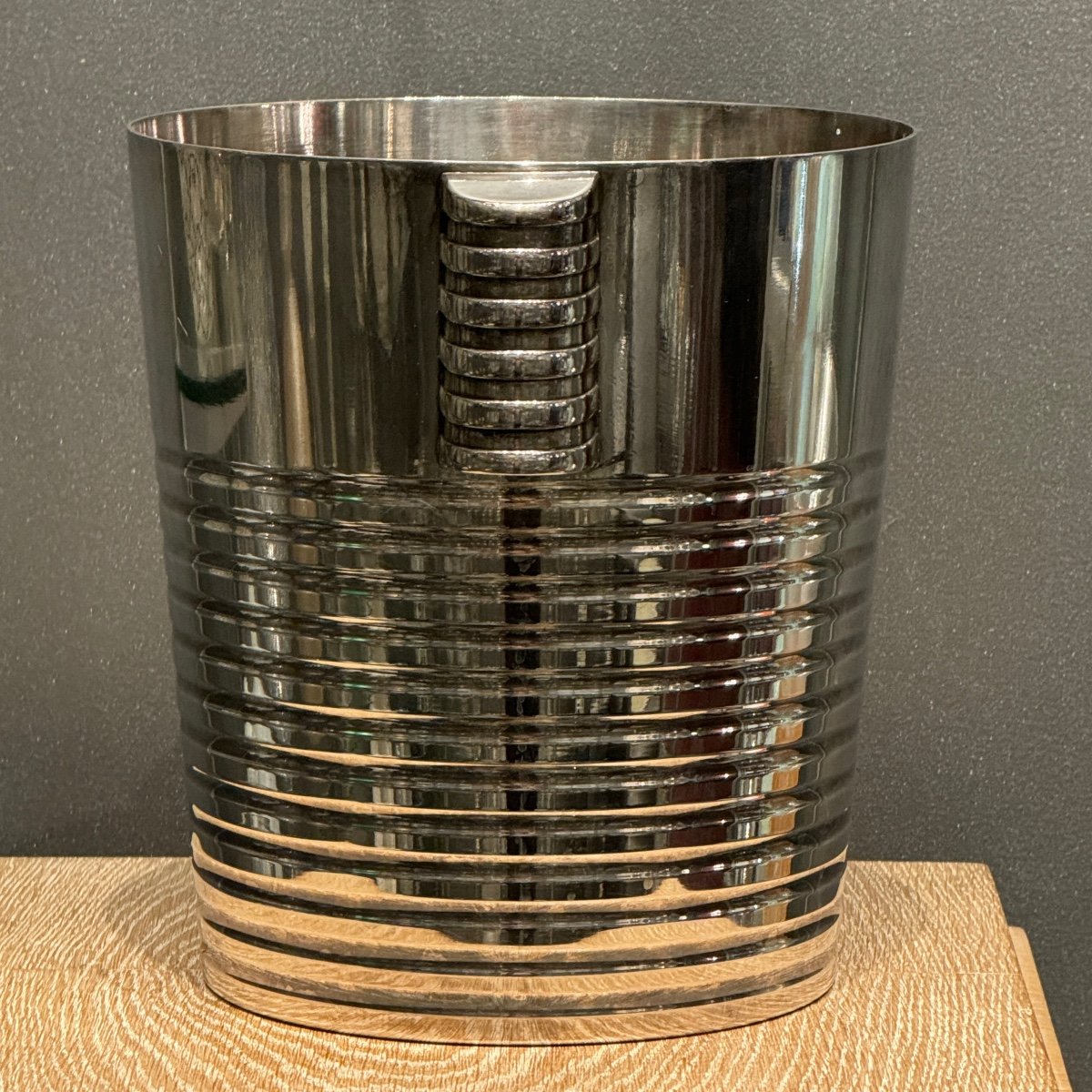 Un Seau à Champagne Ondulations De La Maison Christofle-photo-3