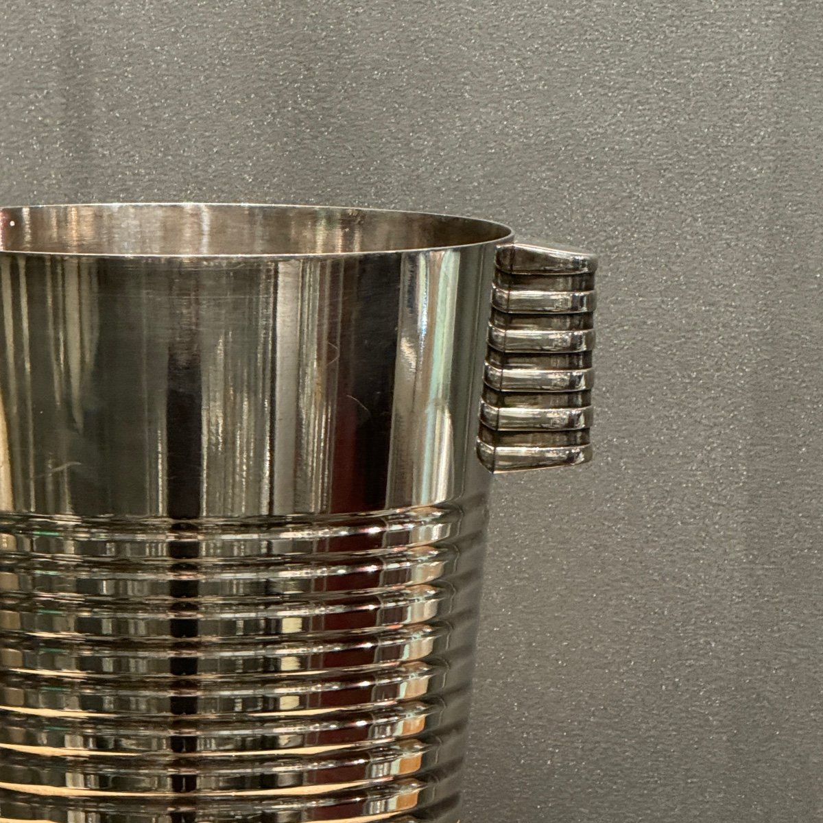 Un Seau à Champagne Ondulations De La Maison Christofle-photo-4