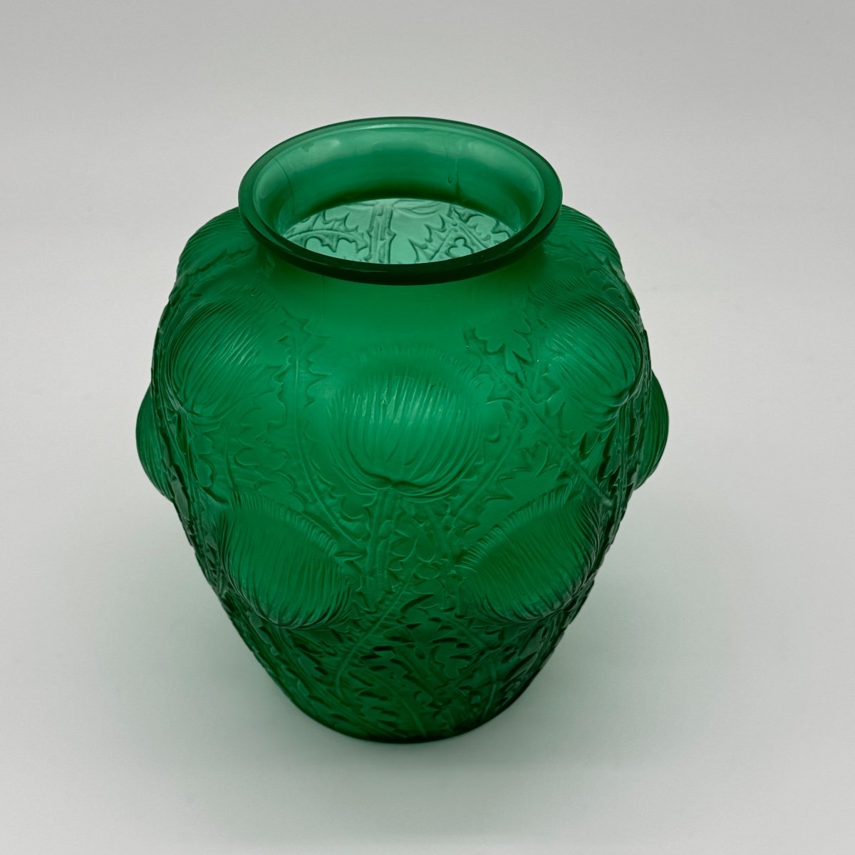 Un Vase Domrémy En Verre Vert De R.lalique-photo-4