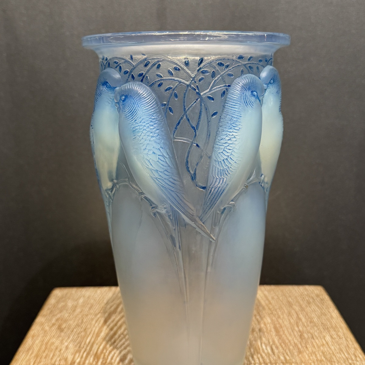 A Ceylan Vase In Opalescent Glass By R. Lalique-photo-7