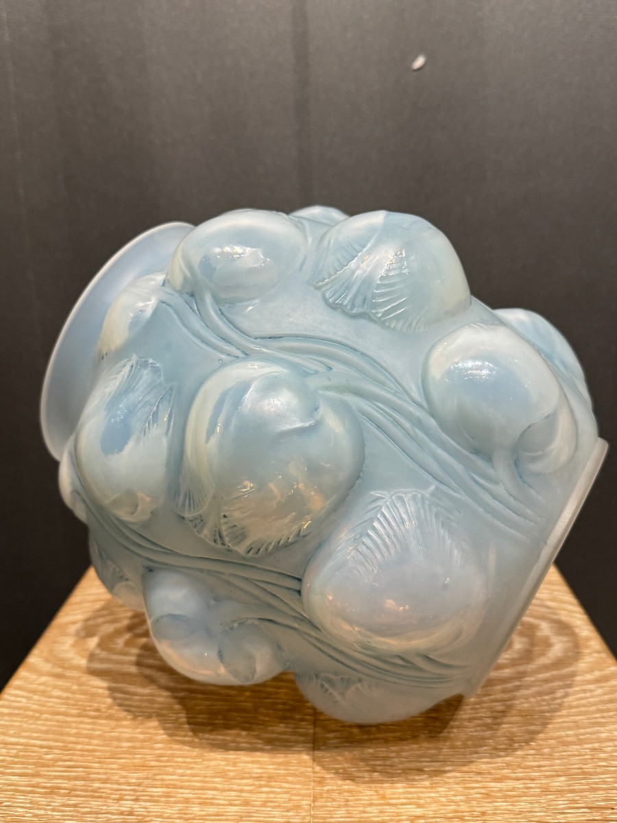 A Tulip Vase By R. Lalique-photo-7