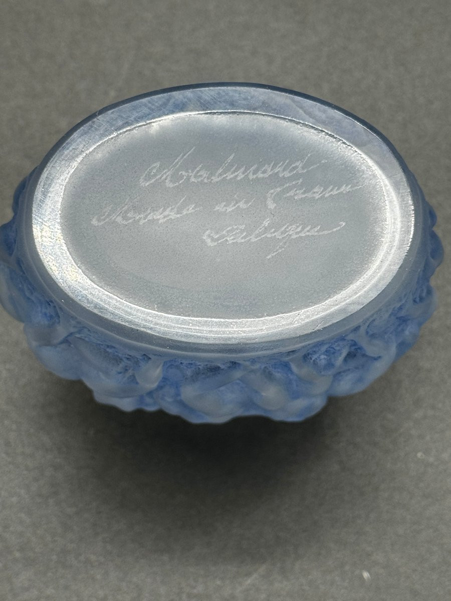 un flacon Calendal de R.Lalique pour Molinard-photo-4