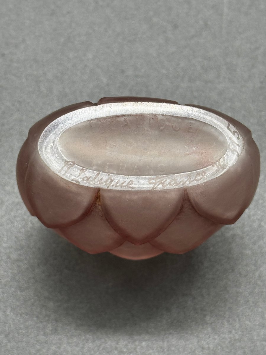 un flacon Marquila de R.lalique -photo-2