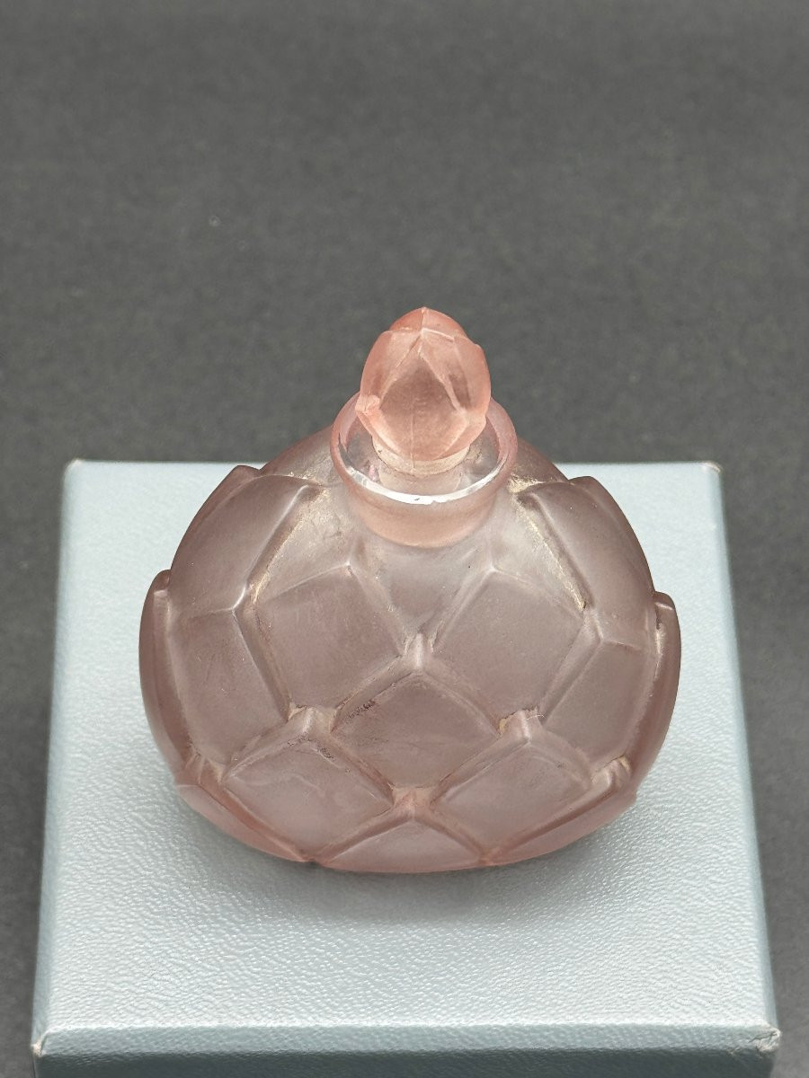 un flacon Marquila de R.lalique -photo-3