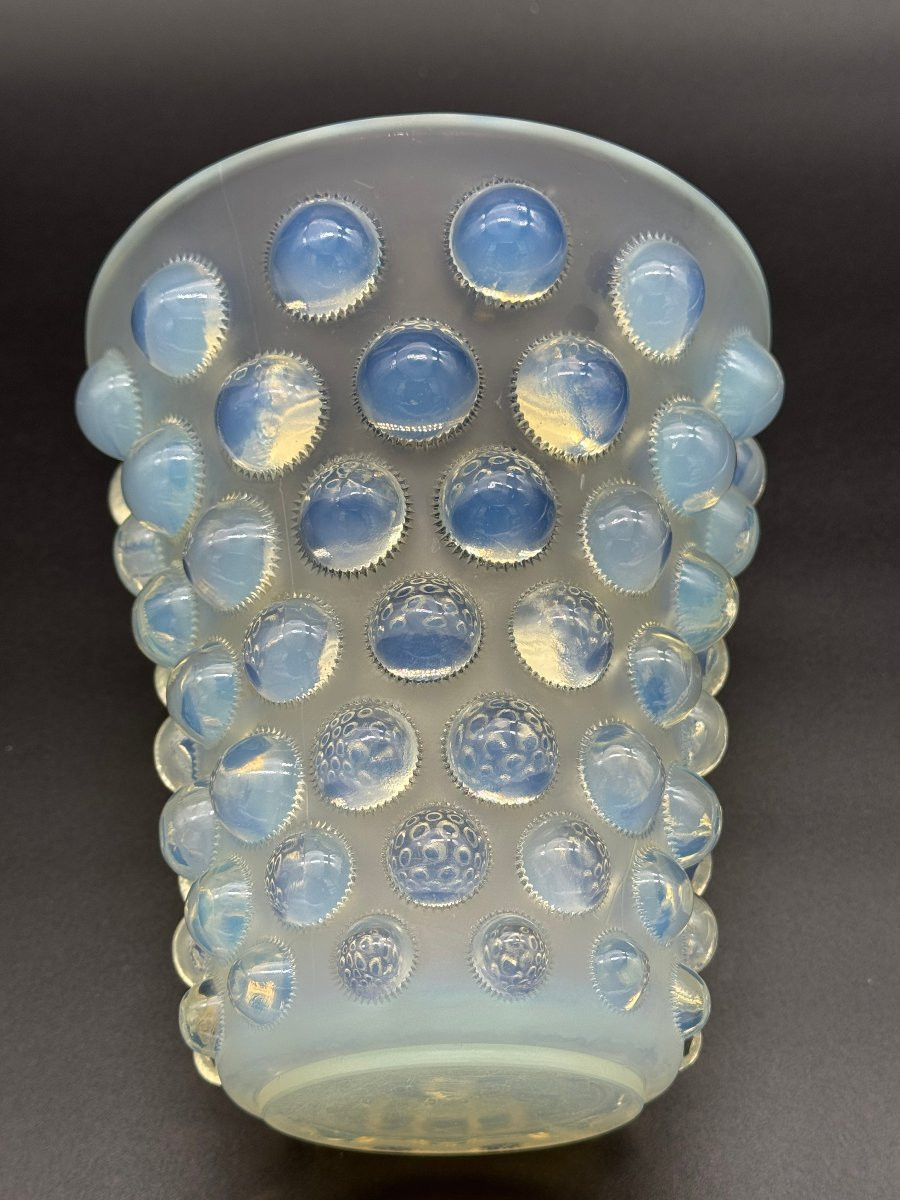A Bamako Vase By R. Lalique -photo-3
