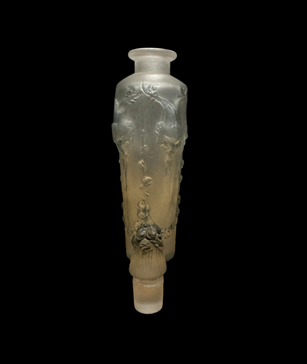 A Pan Perfum Bottle By R.lalique-photo-4