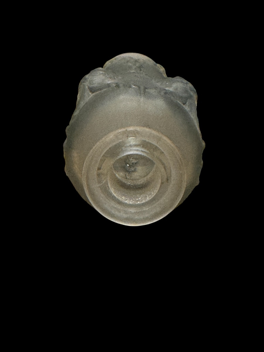 A Pan Perfum Bottle By R.lalique-photo-4