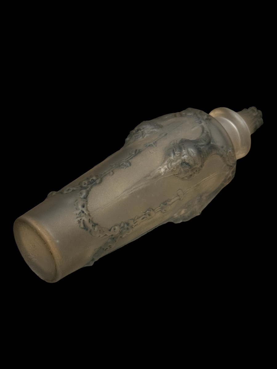 A Pan Perfum Bottle By R.lalique-photo-6