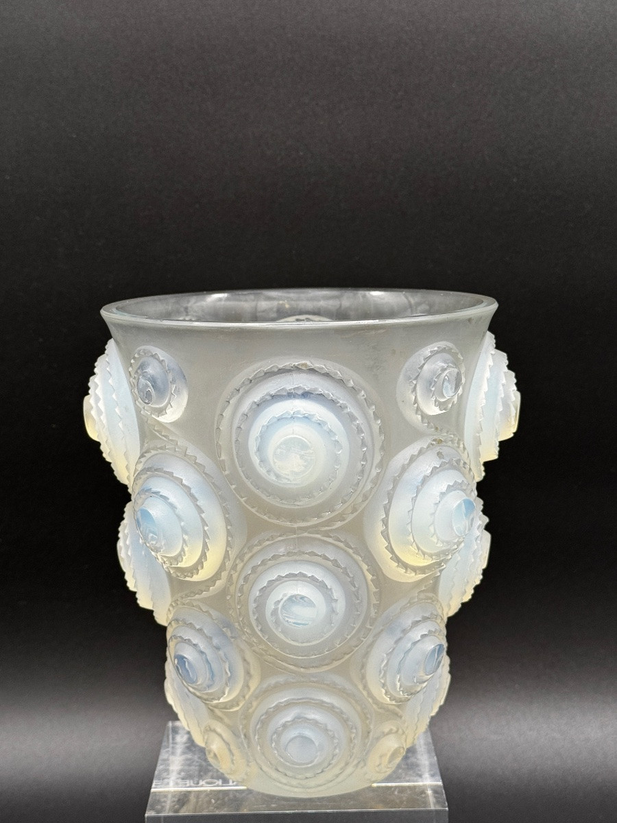 A Spirales Vase In Opalescent Glass By R.lalique-photo-4