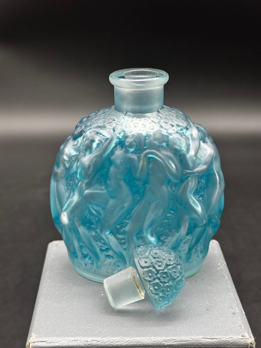A Calendal Bottle By R. Lalique-photo-2