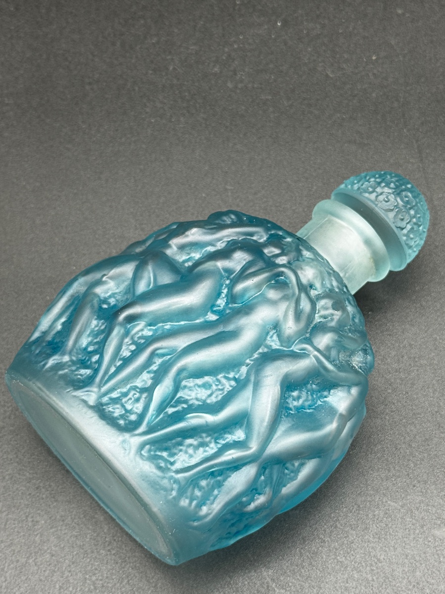 A Calendal Bottle By R. Lalique-photo-2