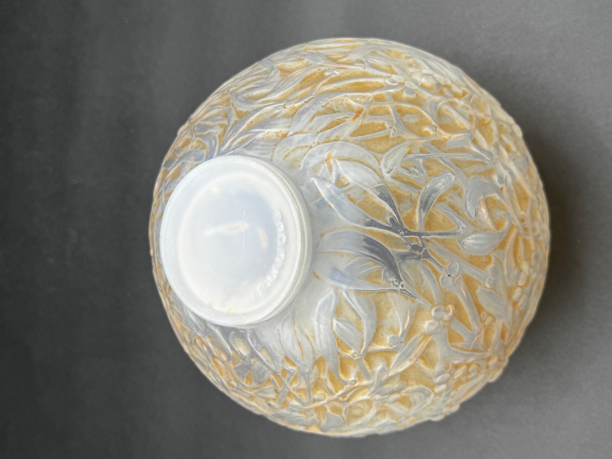 A Gui Vase By R. Lalique-photo-5