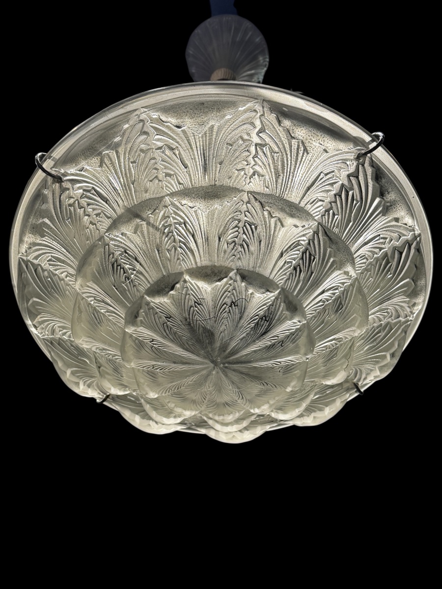 An Acanthes Chandelier  By R. Lalique-photo-2
