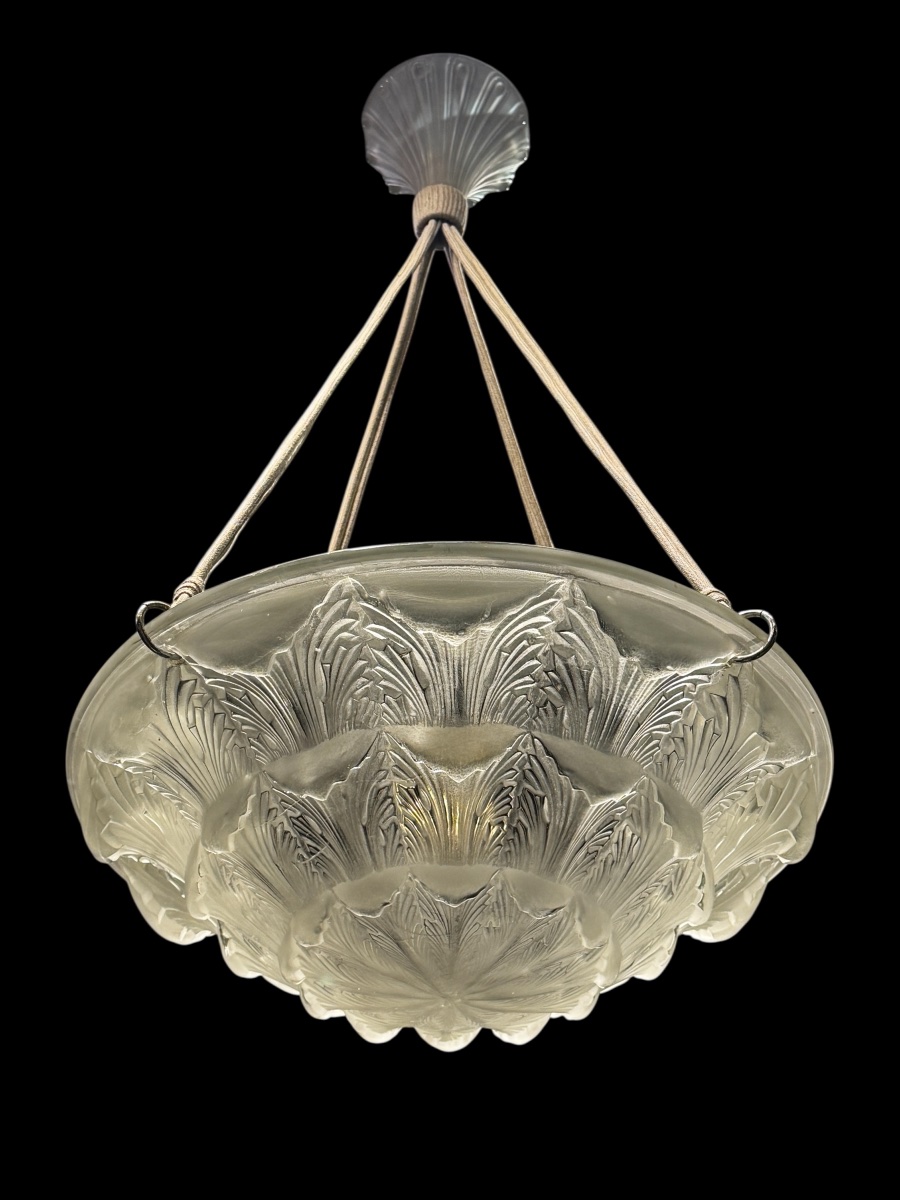 An Acanthes Chandelier  By R. Lalique-photo-2