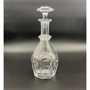 Une Carafe Harcourt De Baccarat .