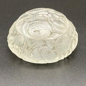 Une Boîte Dinard  En Verre De R.lalique 