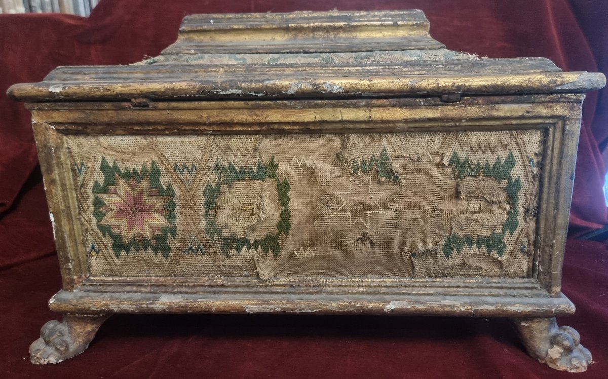 Lacquered Wooden Jewelry Box With Gold-tone Fabric - 16th-century Venice-photo-4