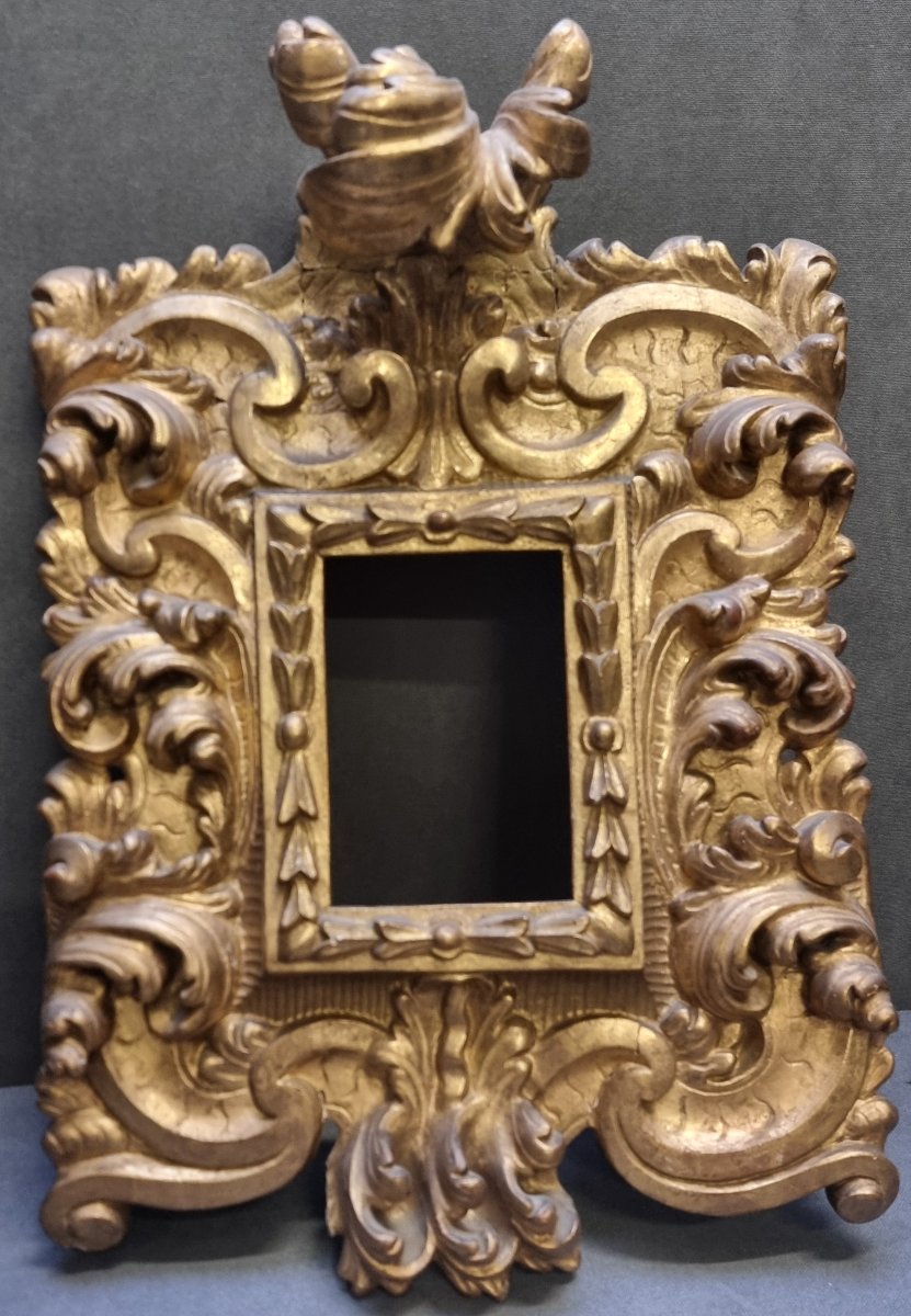 PAIRE DE CADRES EN BOIS SCULPTÉ ET DORÉ – ESPAGNE, PREMIÈRE MOITIÉ DU XVIIe SIÈCLE-photo-2