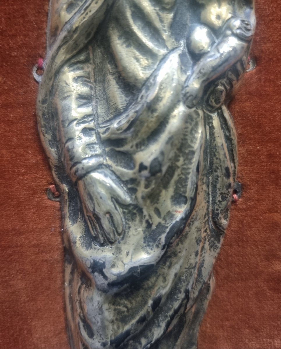 VIERGE À L'ENFANT EN ARGENT REPASSÉ ET DORÉ  ITALIE, SULMONA, DERNIER QUART DU XVe SIÈCLE-photo-3
