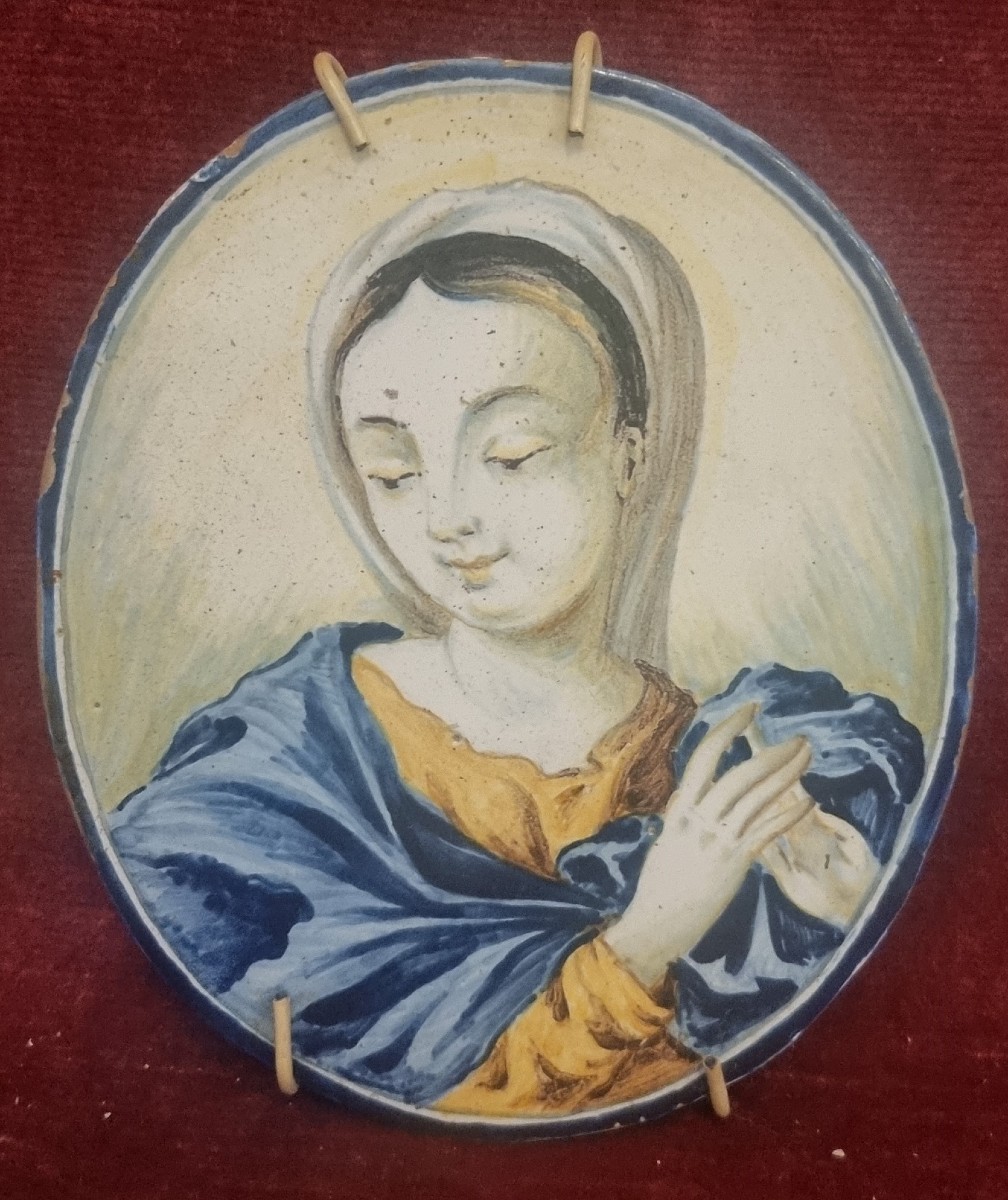 Oval Tile In Painted Earthenware, Depicting The Virgin Mary   Italy, Castelli  