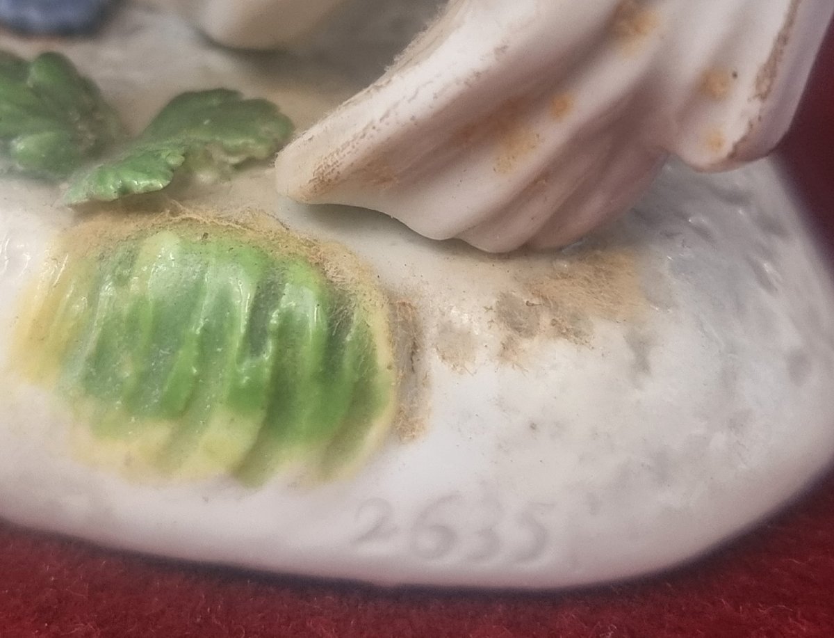 Hand-painted Porcelain Figurine On A Wooden Base - Knight - Meissen, Germany - Mid-18th Century-photo-4